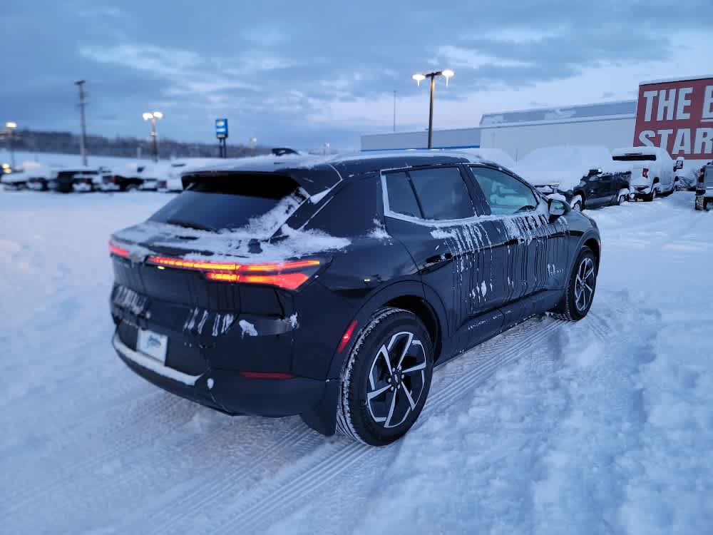 Thumbnail: 2026 Chevrolet Equinox - 5