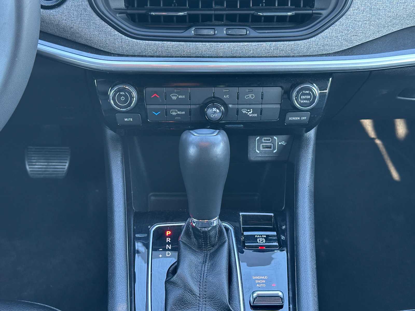 Thumbnail: 2024 Jeep Compass - 19