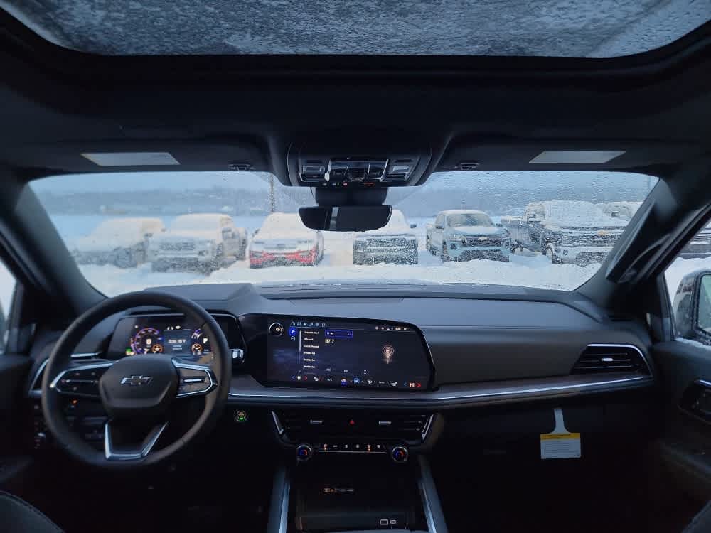 Thumbnail: 2026 Chevrolet Suburban - 24