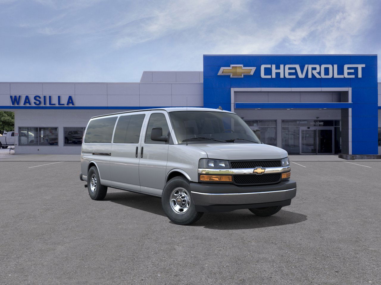 2025 Chevrolet Express Passenger LT's photo