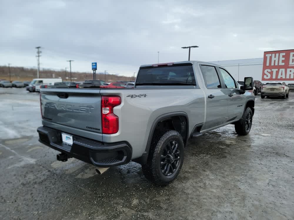 Thumbnail: 2026 Chevrolet Silverado 2500 - 5