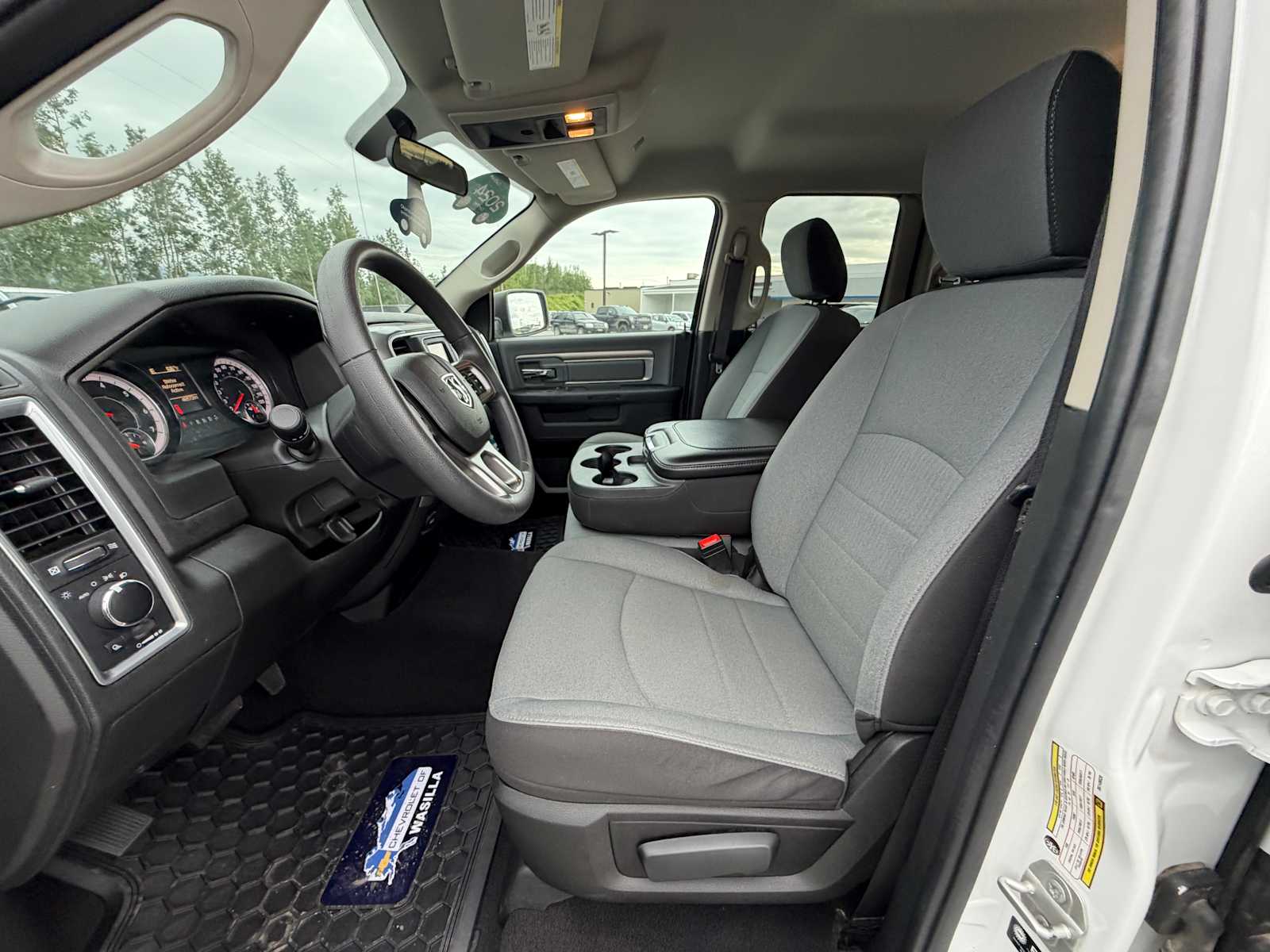 2024 RAM Ram 1500 Classic SLT - Photo 11