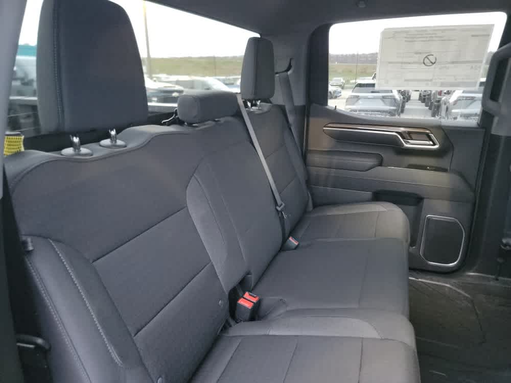 Thumbnail: 2026 Chevrolet Silverado 1500 - 19