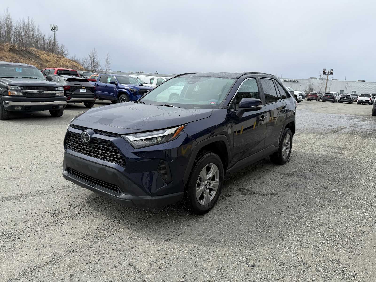 Thumbnail: 2025 Toyota RAV4 - 3