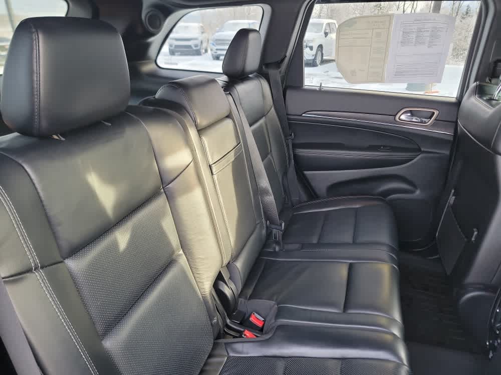 Thumbnail: 2015 Jeep Grand Cherokee - 19