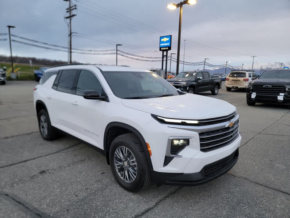 Thumbnail: 2026 Chevrolet Traverse - 7