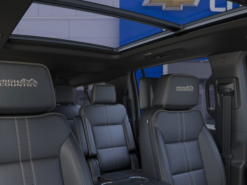 Thumbnail: 2026 Chevrolet Suburban - 24