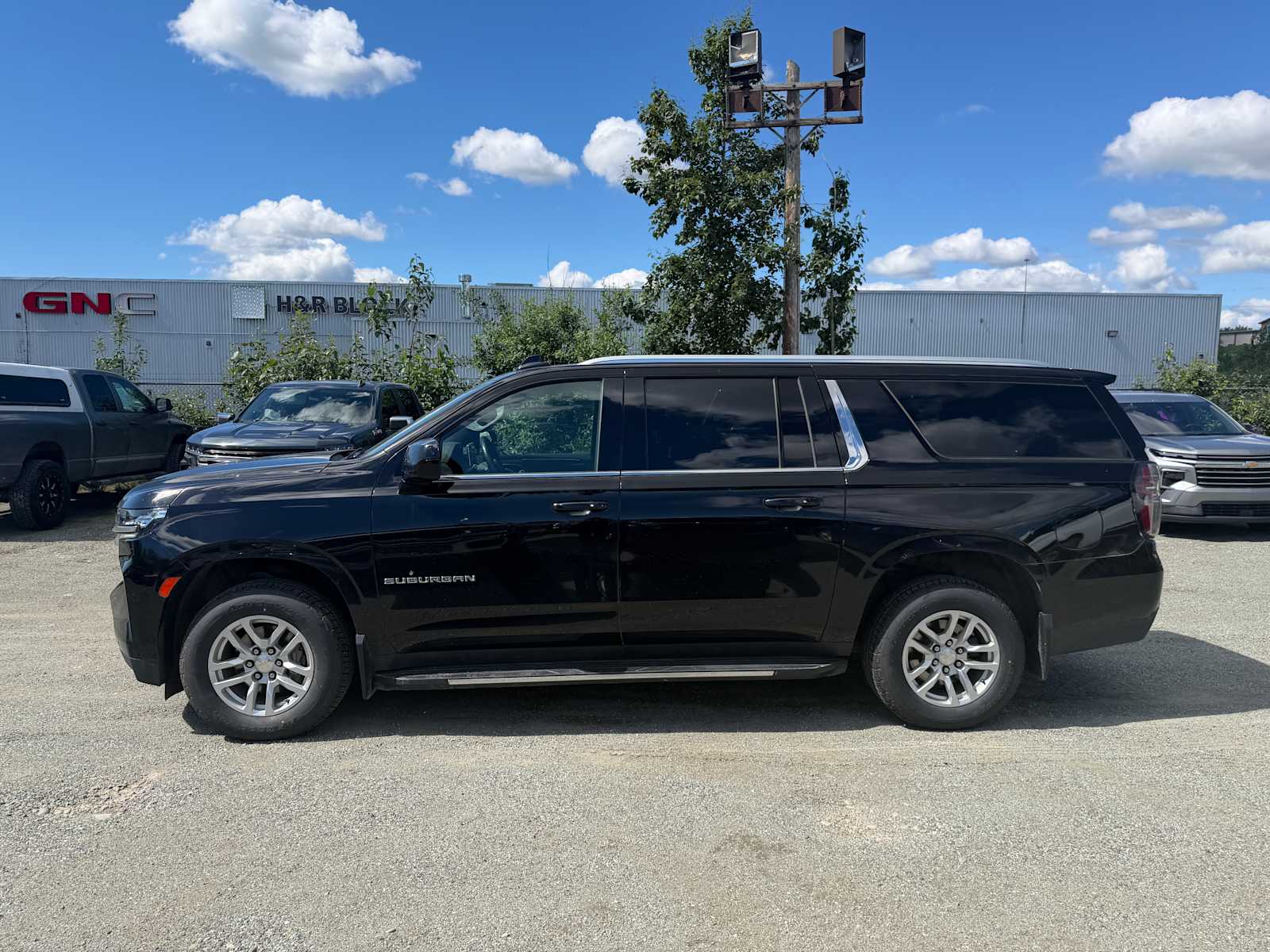 Thumbnail: 2021 Chevrolet Suburban - 2