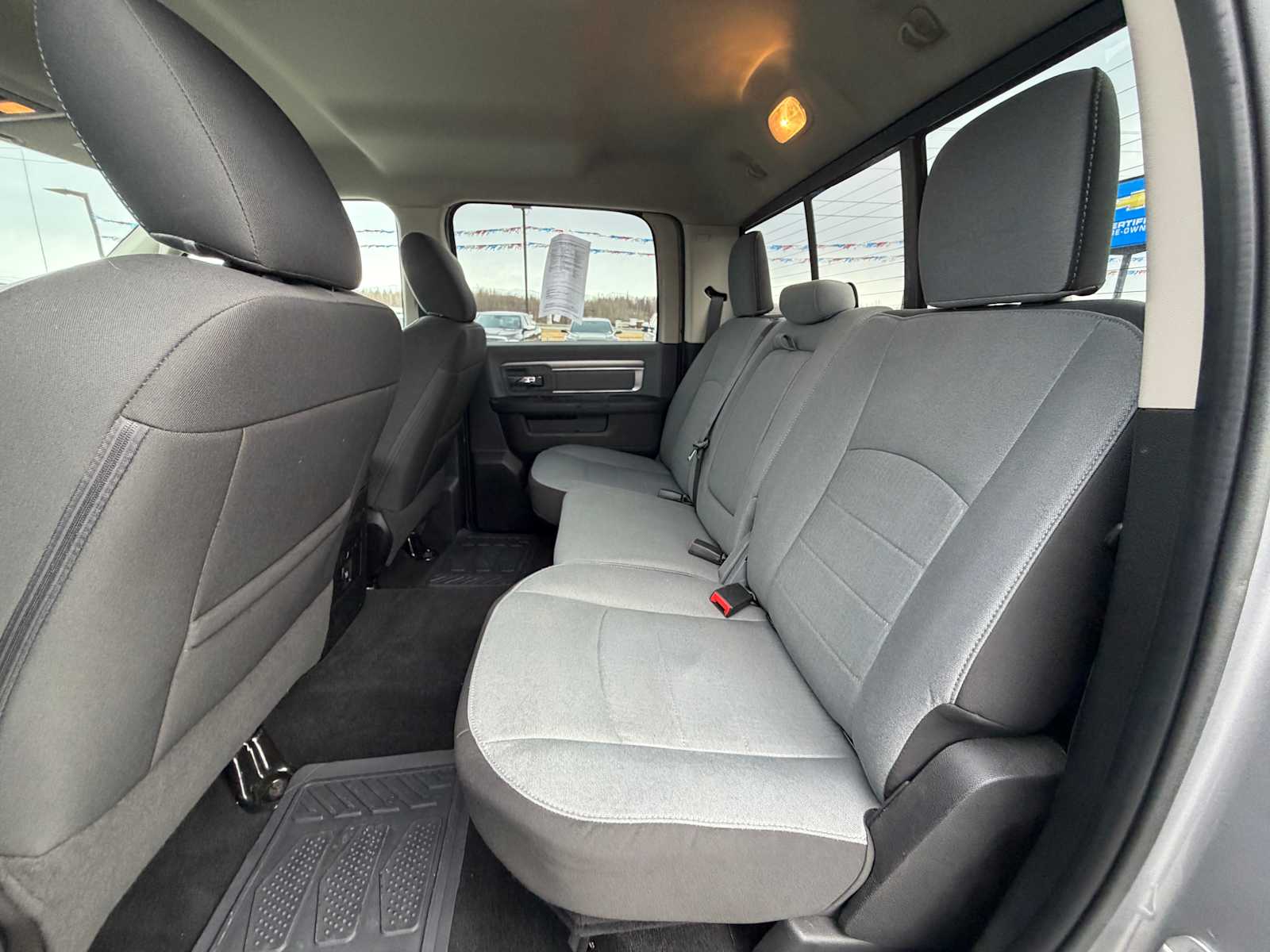 Thumbnail: 2022 RAM 1500 Classic - 21