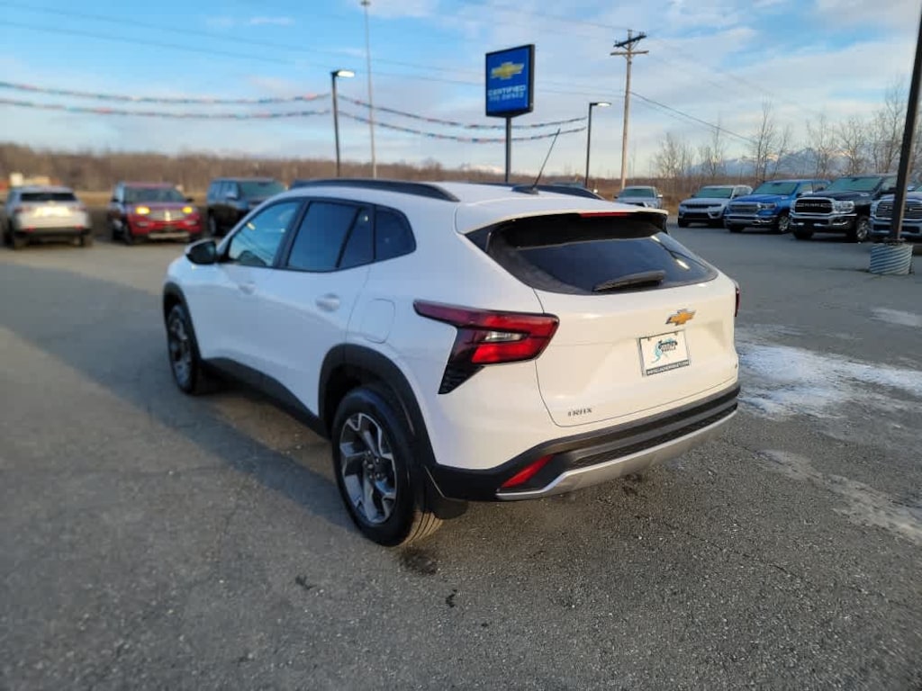 New 2026 Chevrolet Trax LT SUV