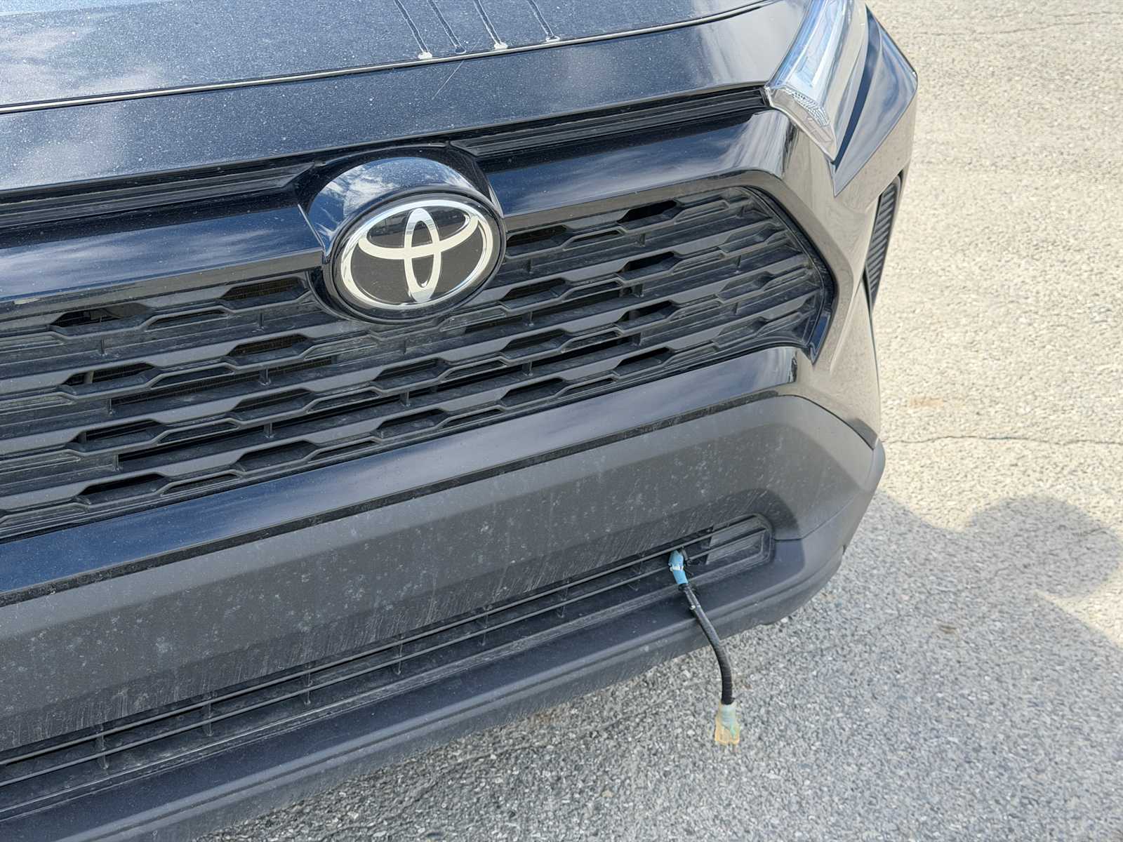 Thumbnail: 2023 Toyota RAV4 - 13