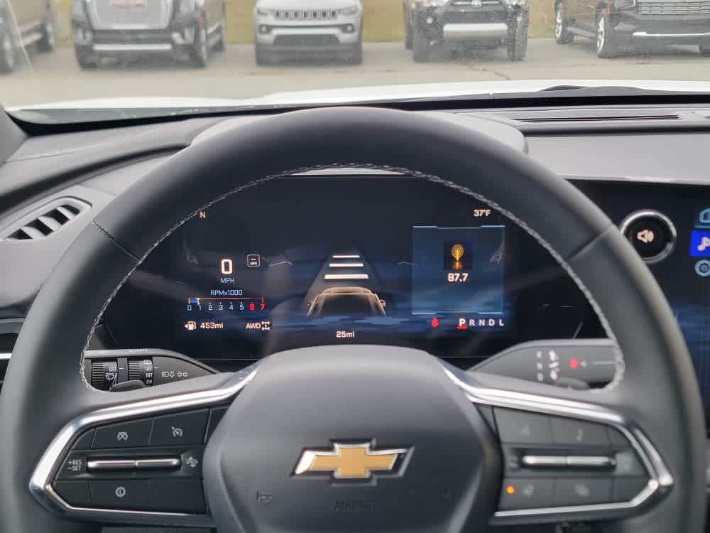 Thumbnail: 2026 Chevrolet Traverse - 14