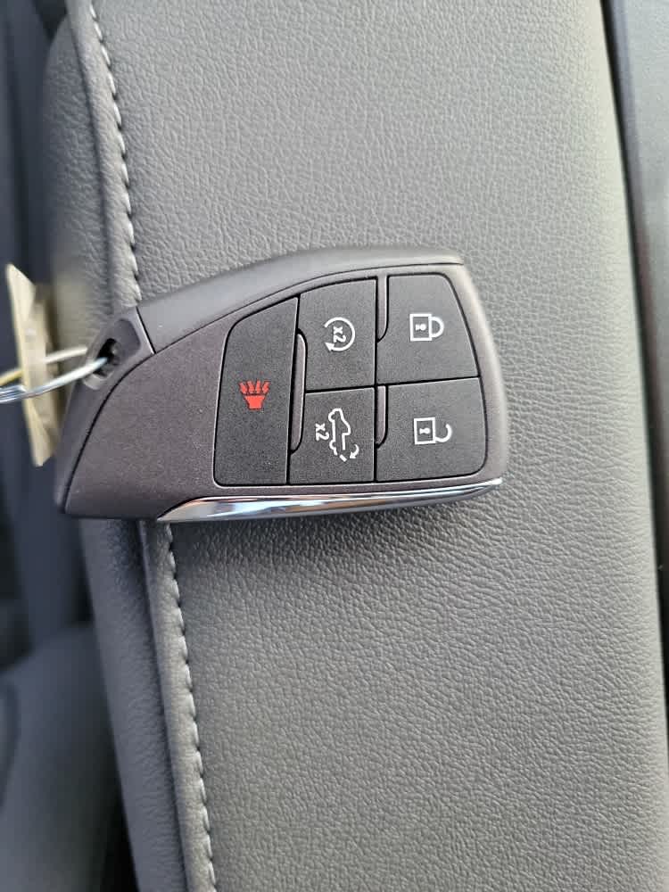 Thumbnail: 2026 Chevrolet Silverado 1500 - 21