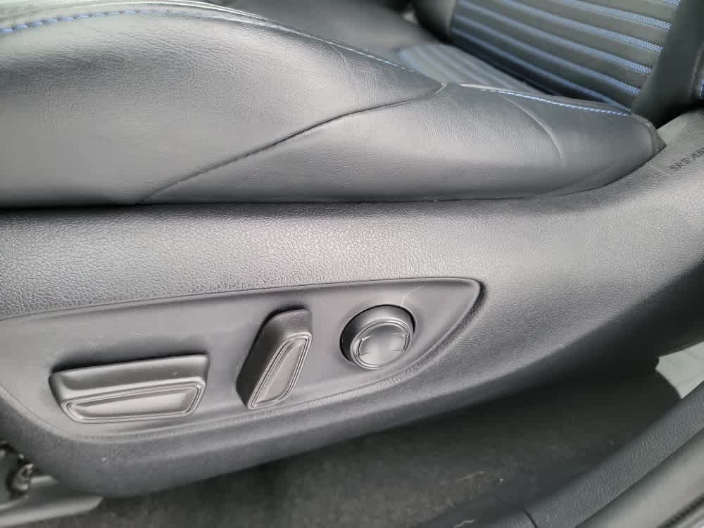 Thumbnail: 2021 Toyota RAV4 - 11