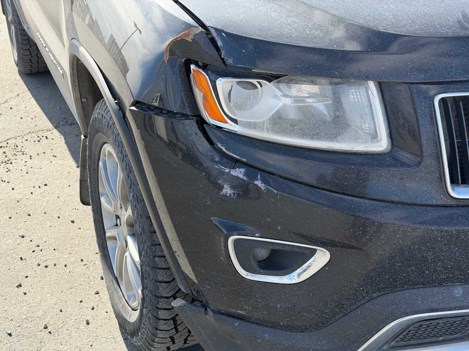 Thumbnail: 2015 Jeep Grand Cherokee - 19