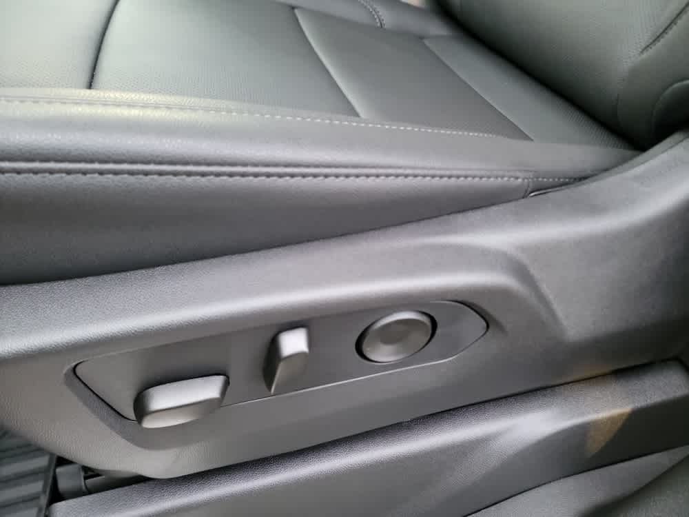 Thumbnail: 2026 Chevrolet Silverado 1500 - 11