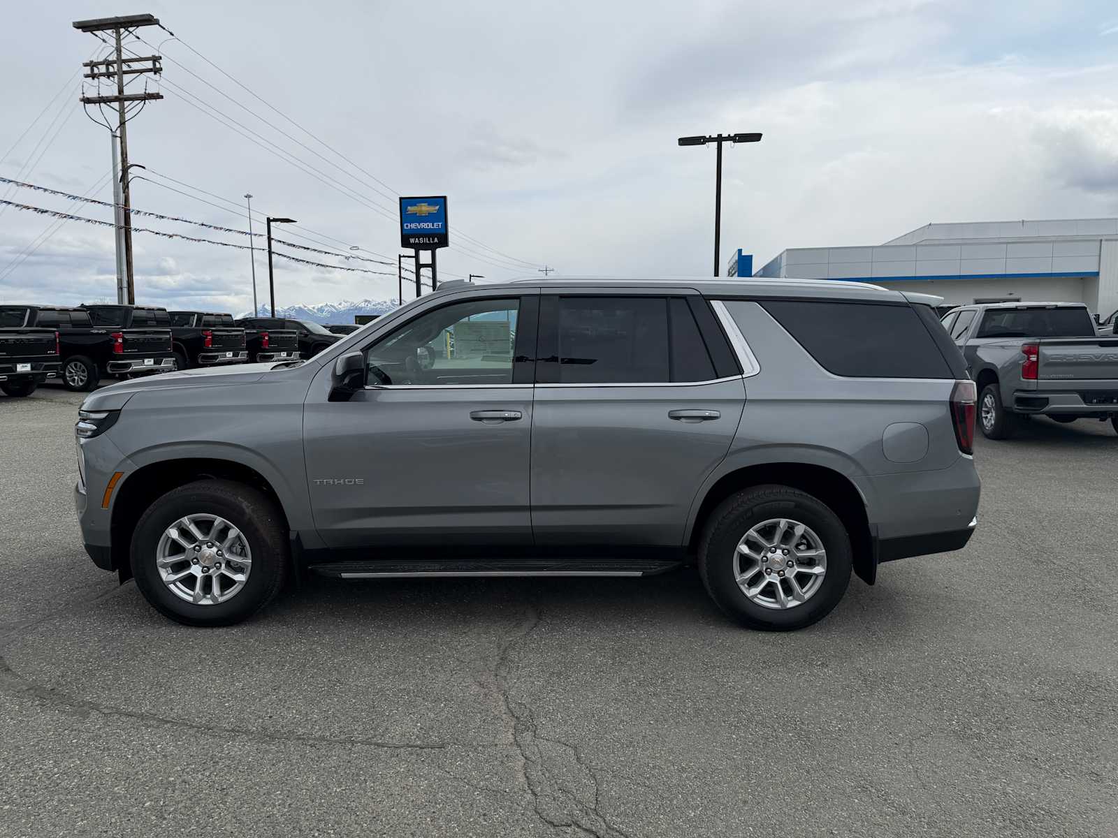 Thumbnail: 2026 Chevrolet Tahoe - 10