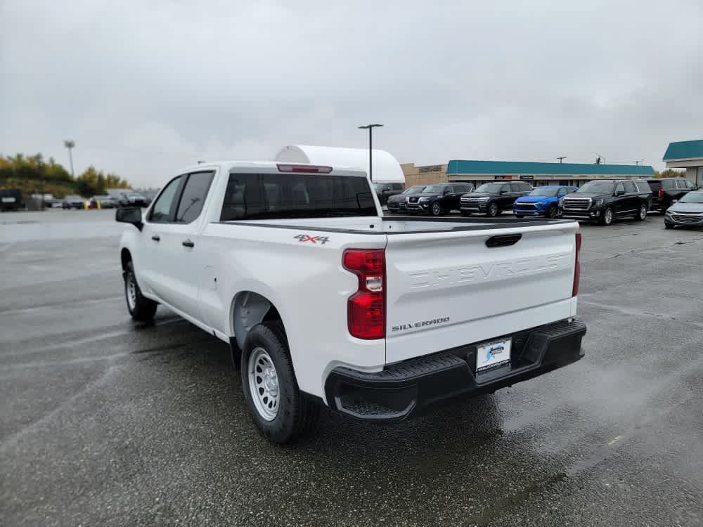 2025 Chevrolet Silverado 1500 photo 2