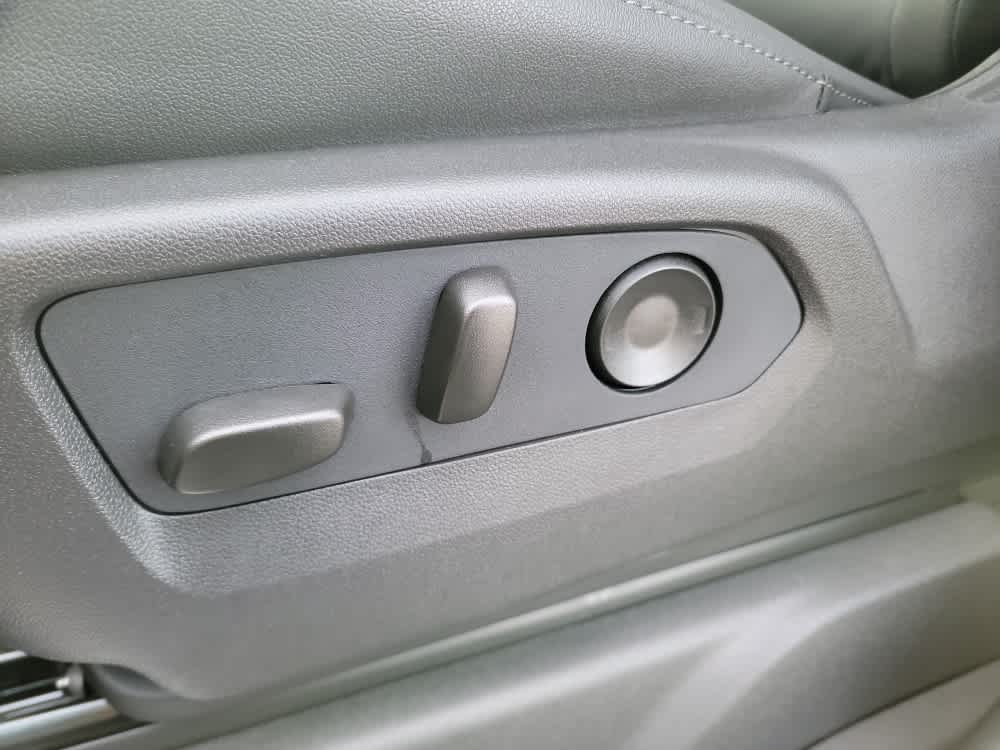 Thumbnail: 2026 Chevrolet Silverado 2500 - 11