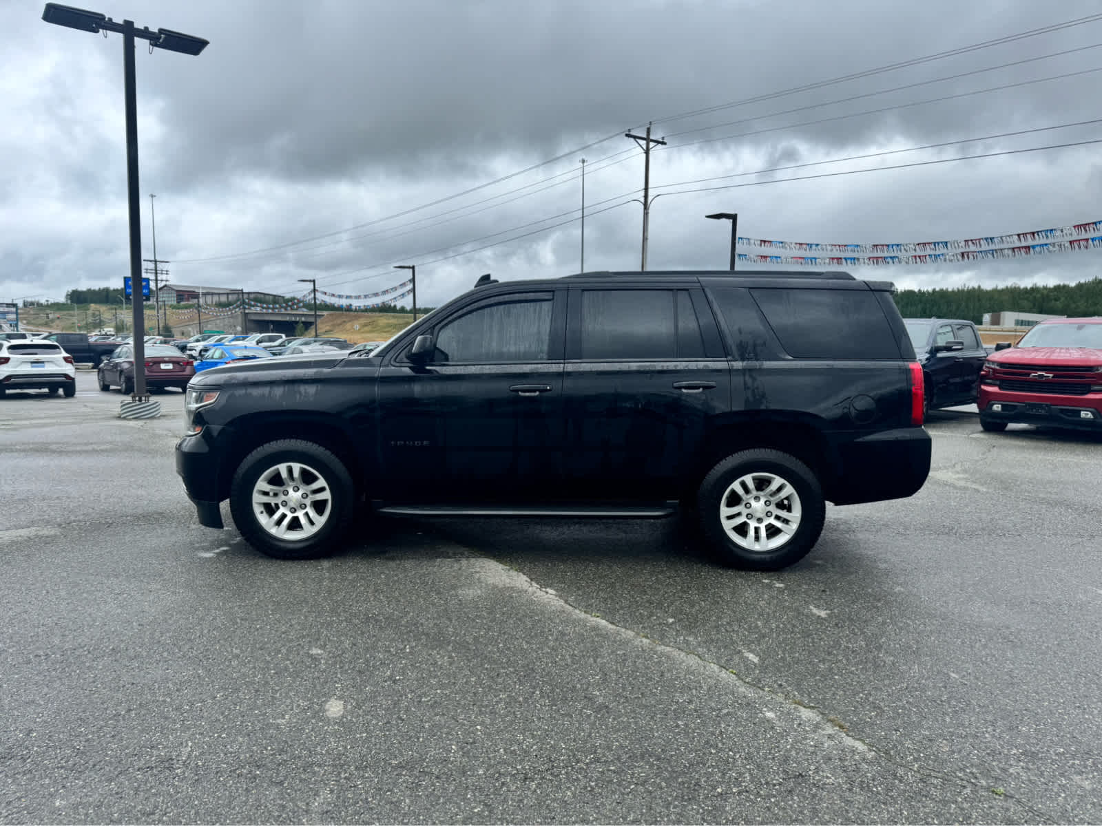 Thumbnail: 2020 Chevrolet Tahoe - 2