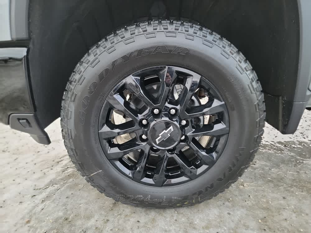 Thumbnail: 2026 Chevrolet Silverado 2500 - 9