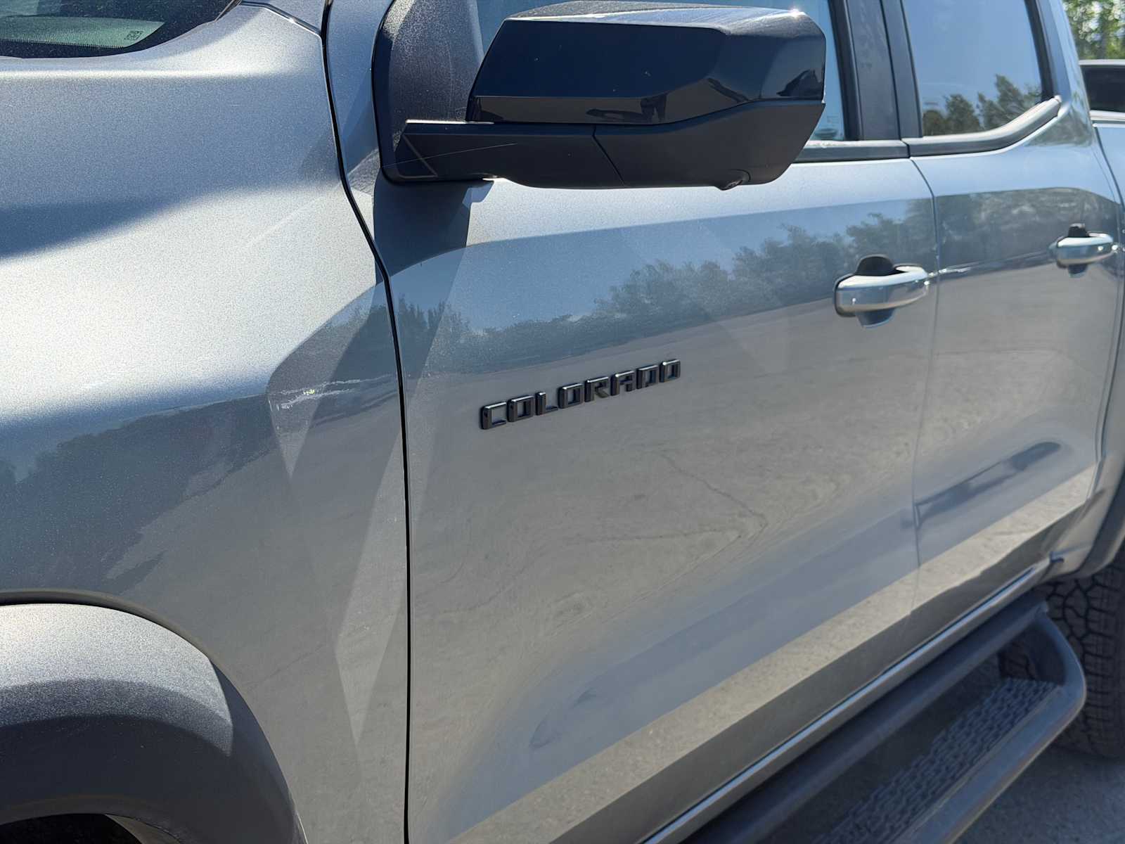 Thumbnail: 2023 Chevrolet Colorado - 12