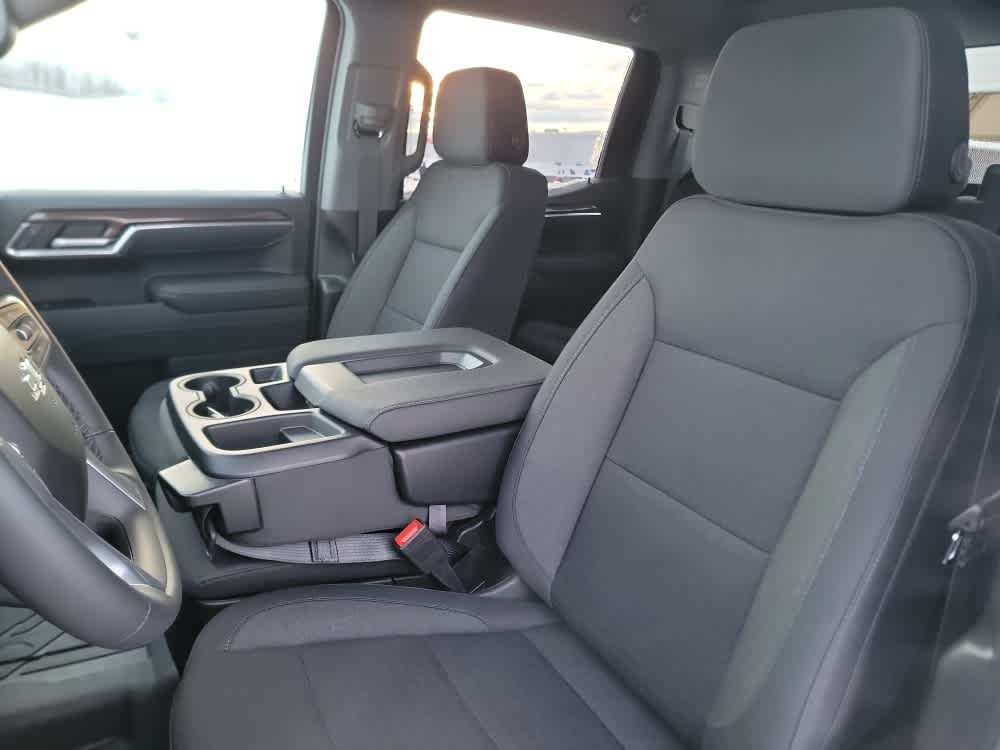 Thumbnail: 2026 Chevrolet Silverado 1500 - 12