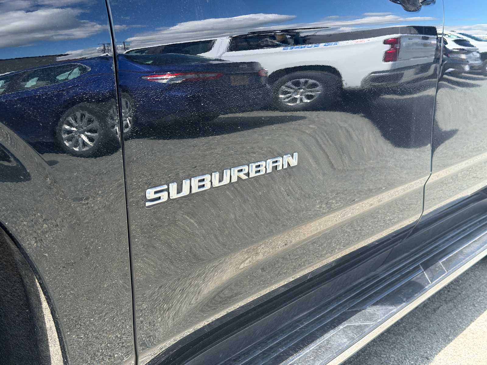 Thumbnail: 2021 Chevrolet Suburban - 14