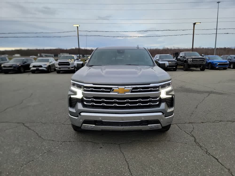 Thumbnail: 2026 Chevrolet Silverado 1500 - 8