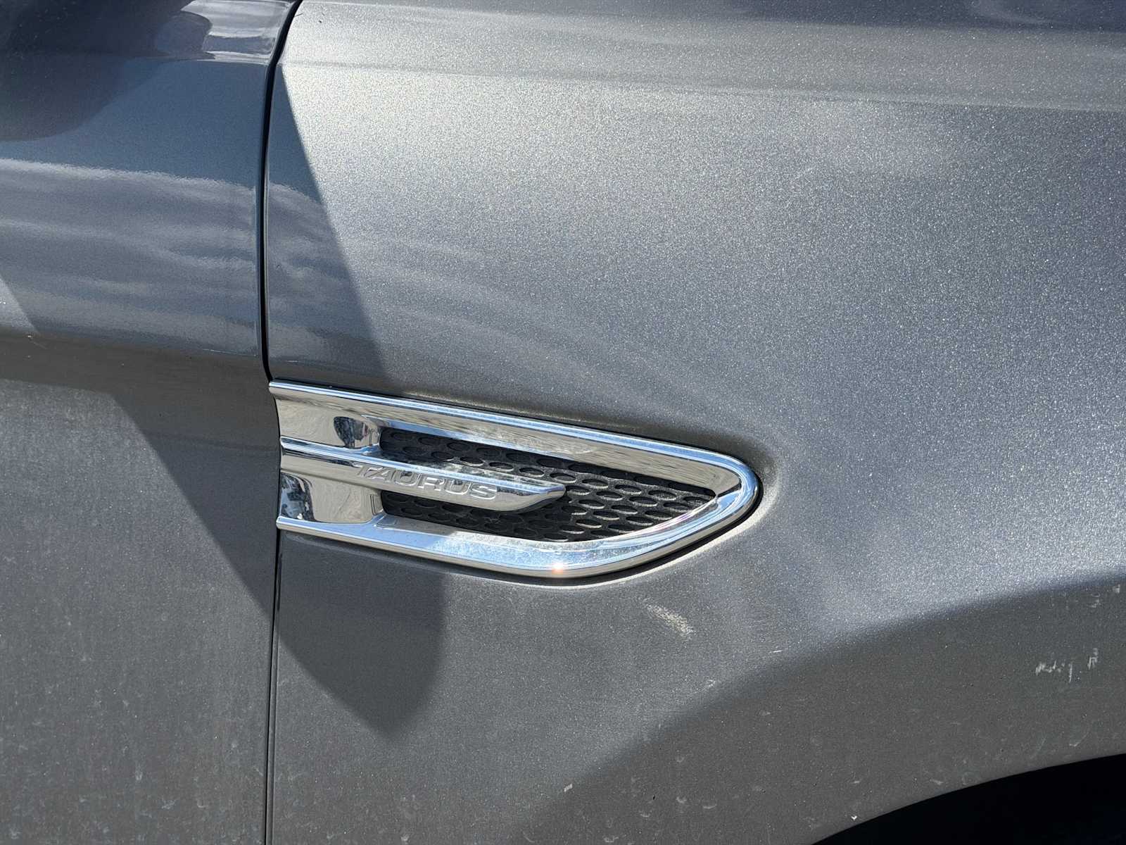 Thumbnail: 2013 Ford Taurus - 17