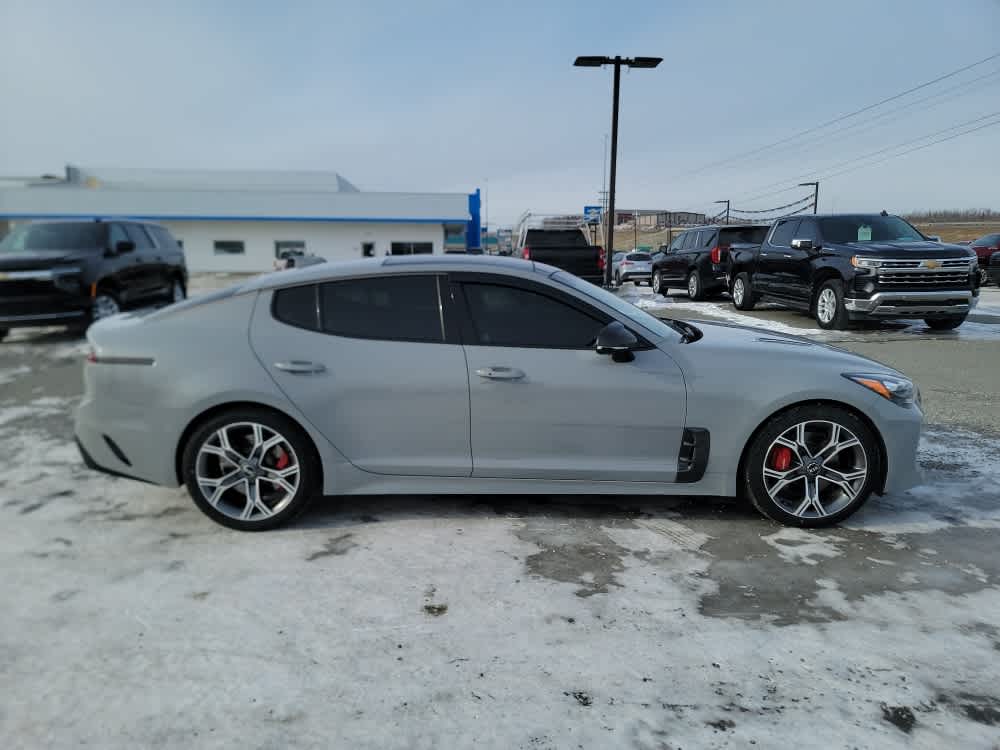 Thumbnail: 2018 Kia Stinger - 6