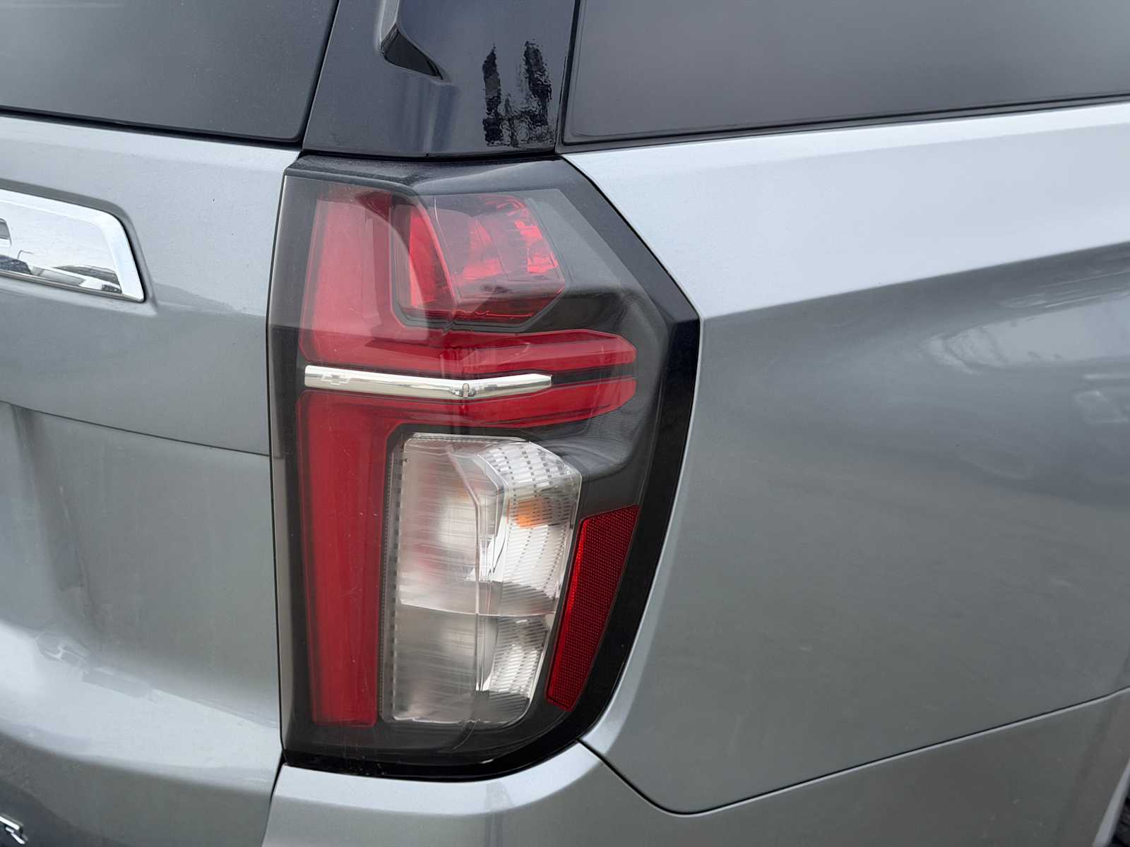 Thumbnail: 2024 Chevrolet Suburban - 21