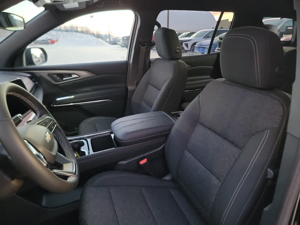 Thumbnail: 2026 Chevrolet Traverse - 13