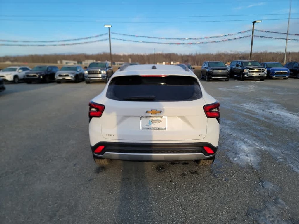 New 2026 Chevrolet Trax LT SUV