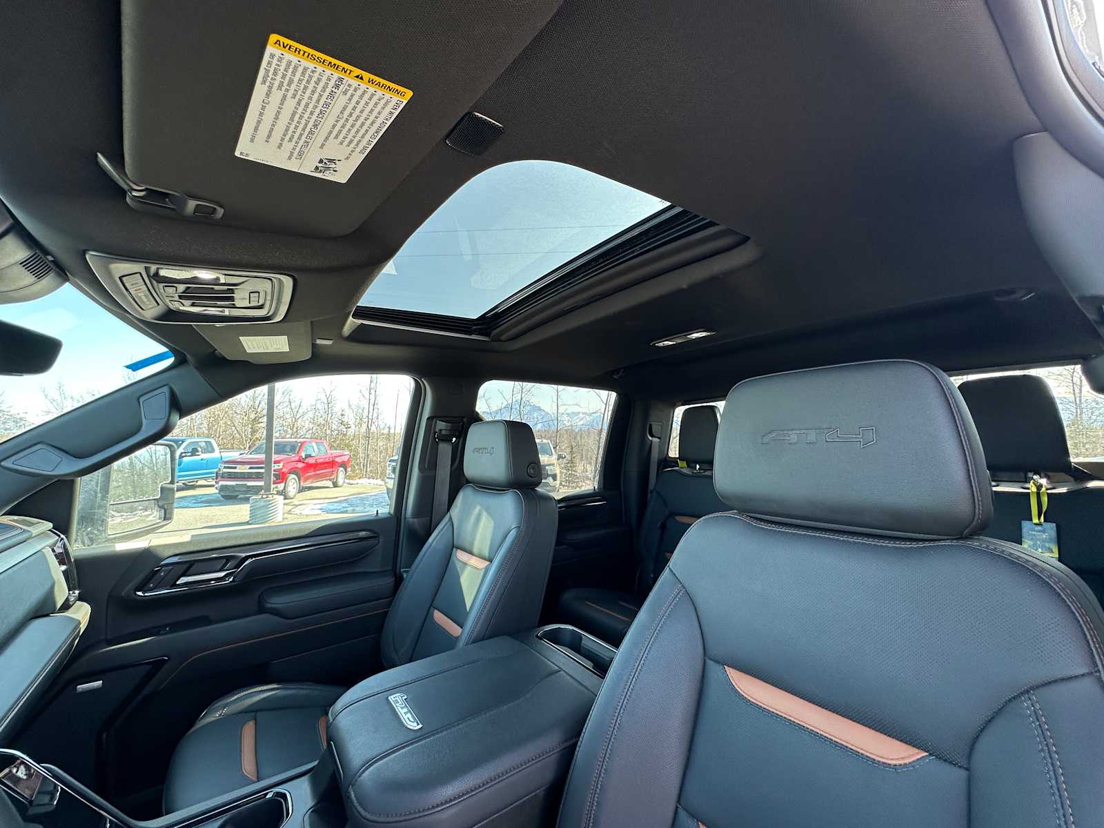 Thumbnail: 2025 GMC Sierra 2500 - 8