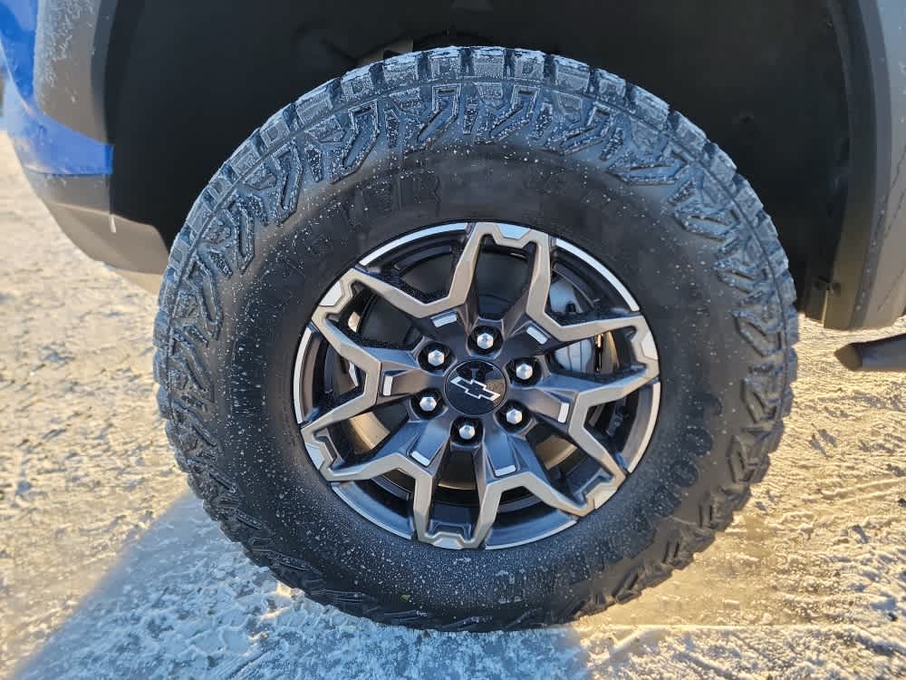 Thumbnail: 2026 Chevrolet Colorado - 9