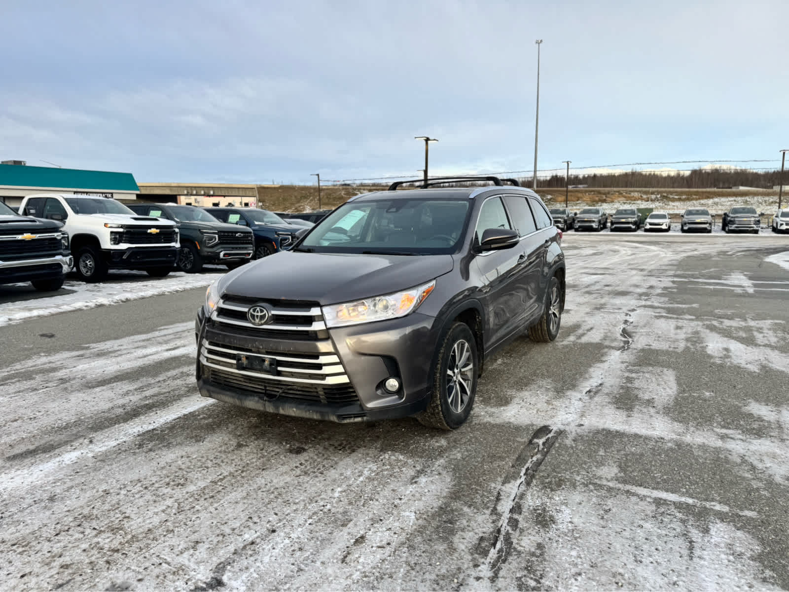 Thumbnail: 2017 Toyota Highlander - 1