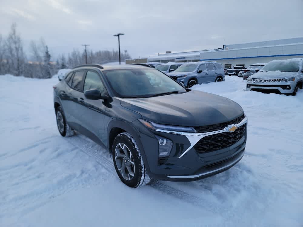 Thumbnail: 2026 Chevrolet Trax - 7