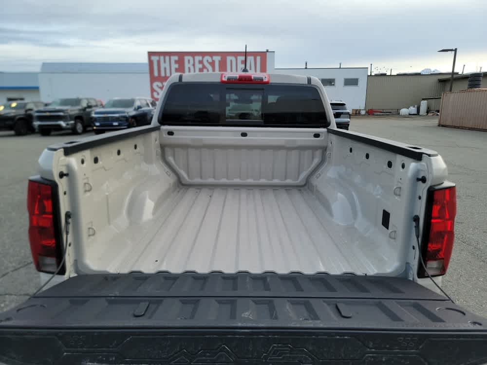 Thumbnail: 2026 Chevrolet Colorado - 19