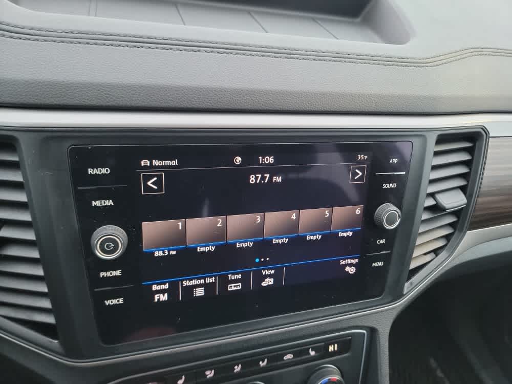 Thumbnail: 2021 Volkswagen Atlas - 15