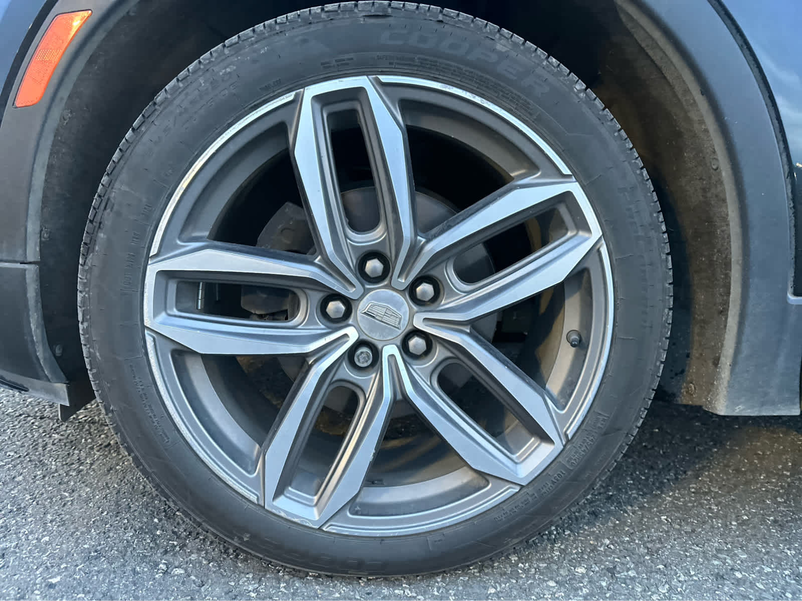 Thumbnail: 2020 Cadillac XT4 - 10