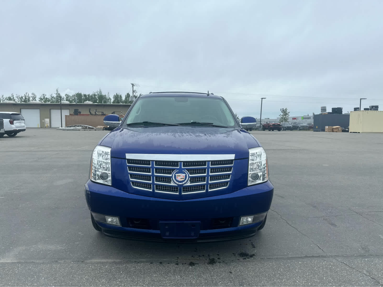 Used 2010 Cadillac Escalade Premium with VIN 1GYUKCEF7AR244116 for sale in Wasilla, AK