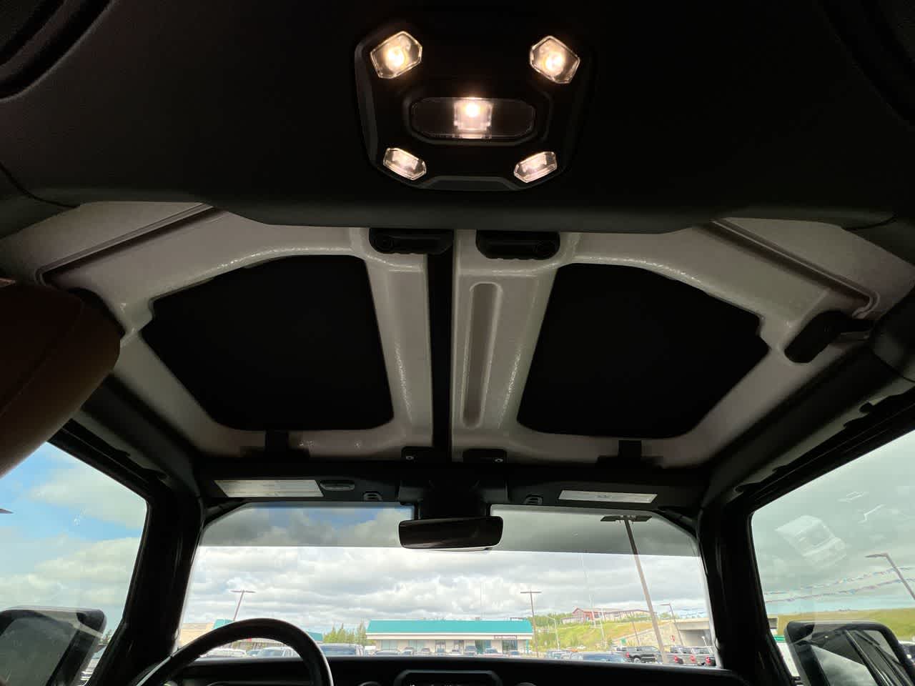 Thumbnail: 2021 Jeep Gladiator - 22