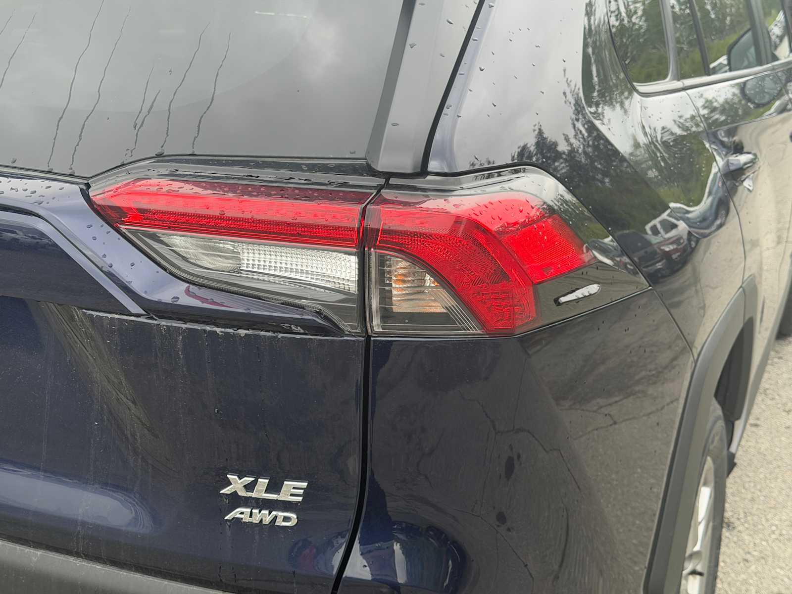 2024 Toyota RAV4 XLE - Photo 21