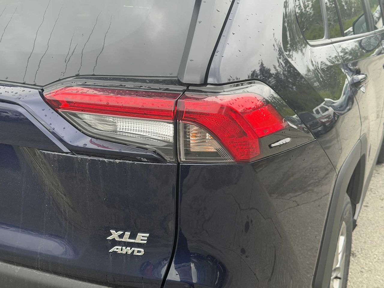 2024 Toyota RAV4 XLE - Image 21