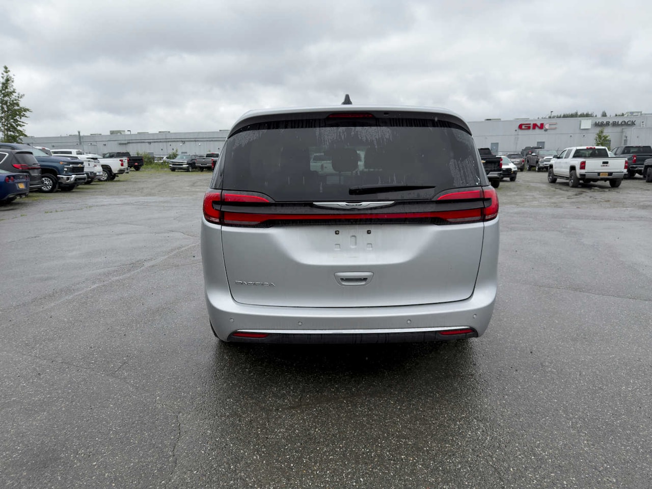 2024 Chrysler Pacifica Touring L - Image 8