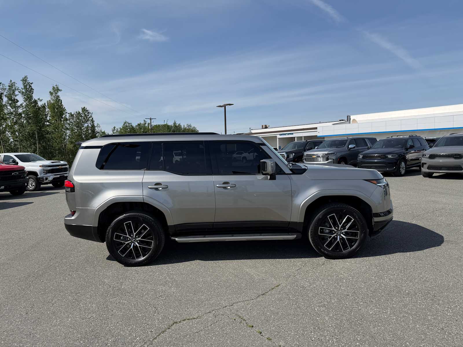 Thumbnail: 2025 Lexus GX - 13