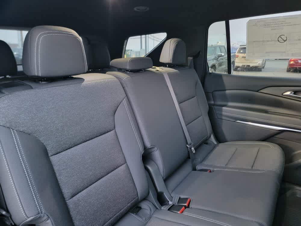 Thumbnail: 2026 Chevrolet Traverse - 19