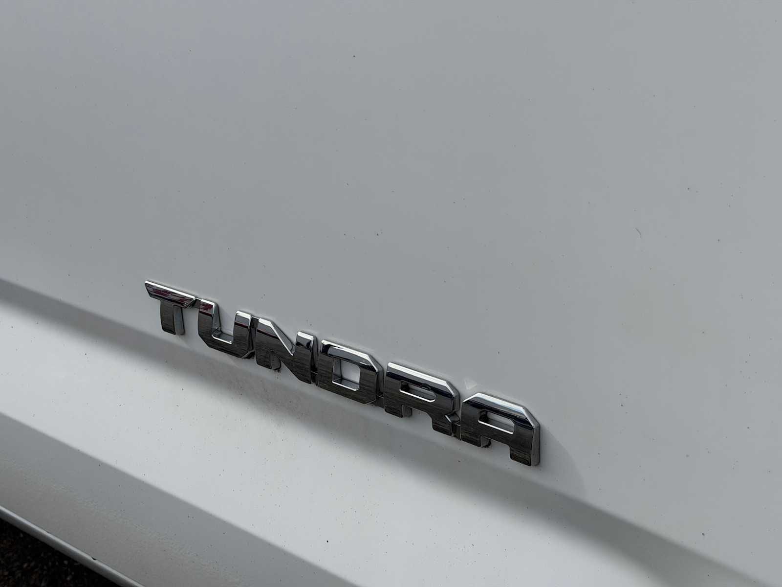 Thumbnail: 2024 Toyota Tundra - 16