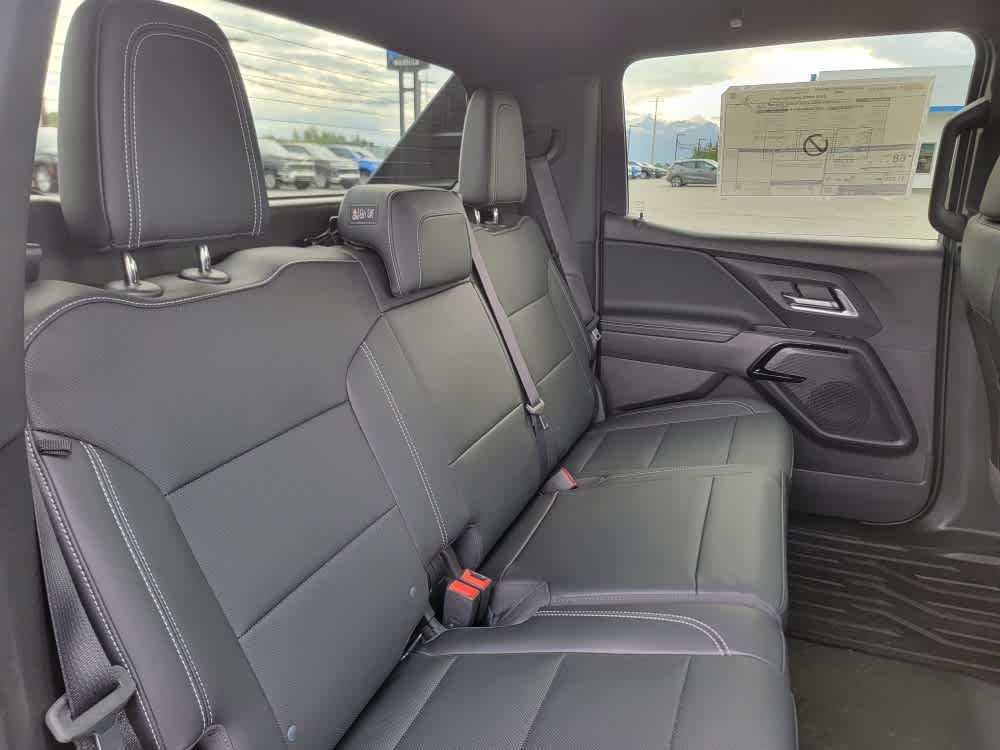 Thumbnail: 2025 Chevrolet Silverado EV - 19